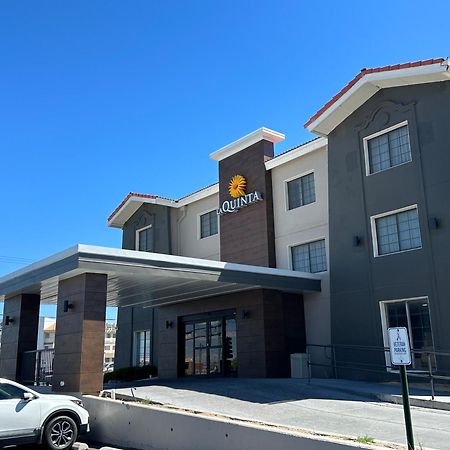 La Quinta Inn By Wyndham Albuquerque Airport Exterior photo